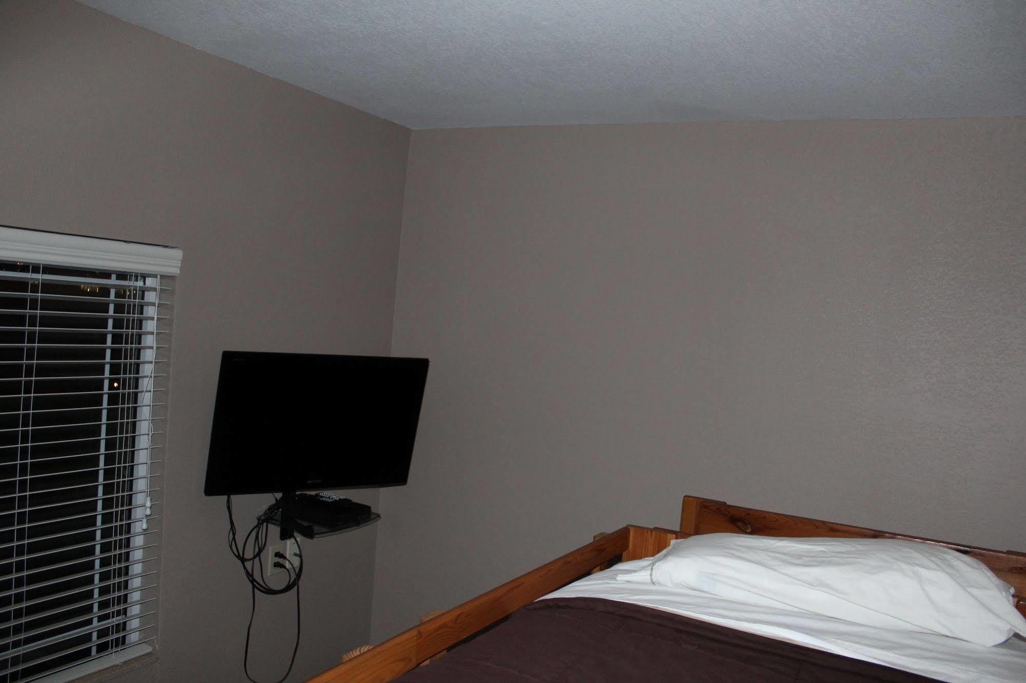 Bell'S Extended Stay And Suites Saint Robert Eksteriør bilde