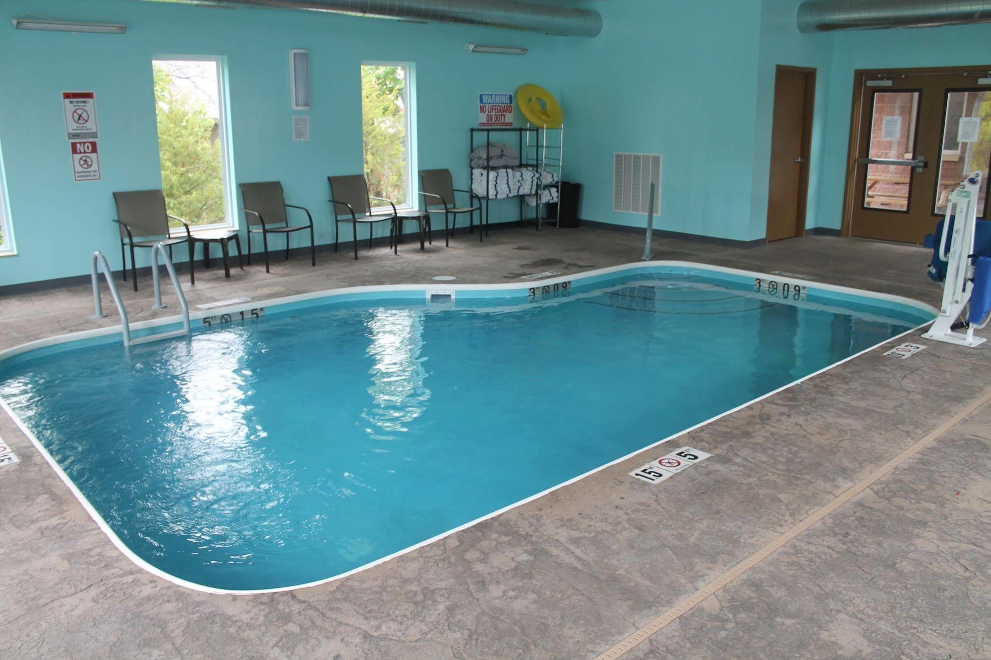 Bell'S Extended Stay And Suites Saint Robert Eksteriør bilde